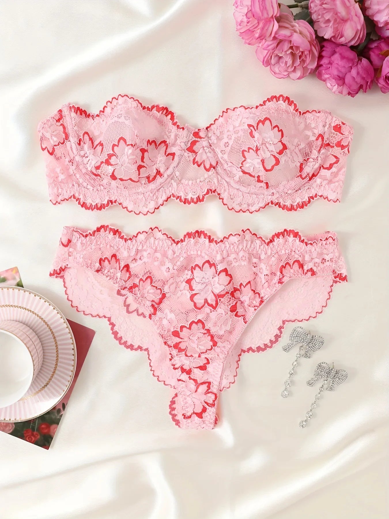 Women's Floral Lace Lingerie Set