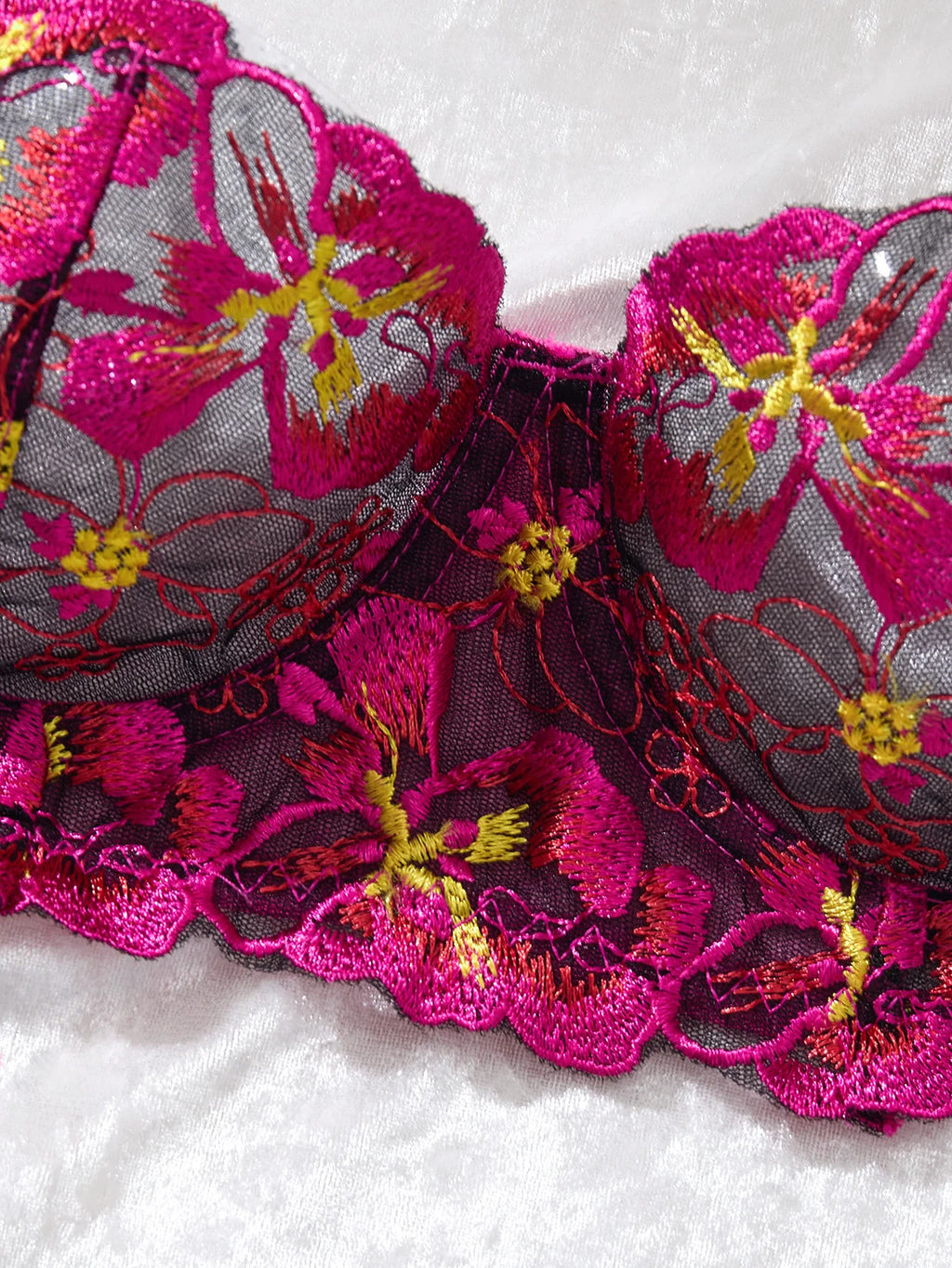 A set of sexy rose-red lingerie